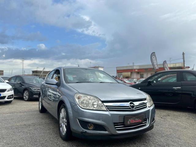 OPEL Astra usata, con Alzacristalli elettrici