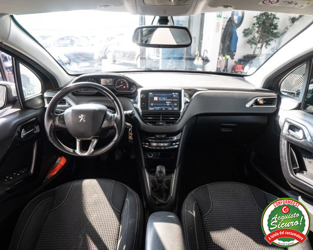 PEUGEOT 208 usata, con Controllo automatico clima