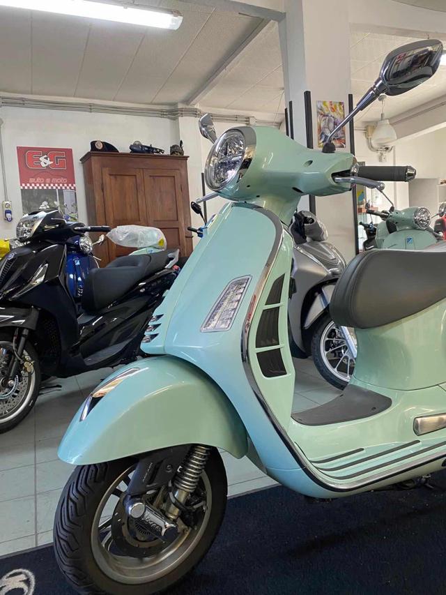 VESPA GTS 300 usata 4