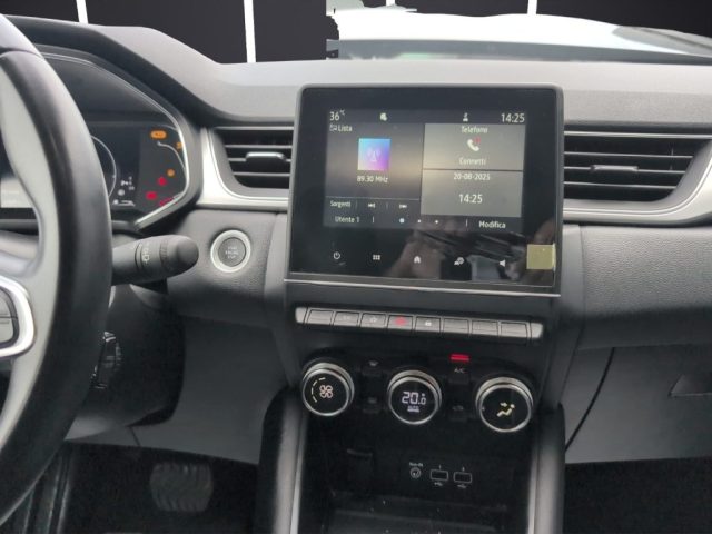 RENAULT Captur usata, con Sensori di parcheggio posteriori