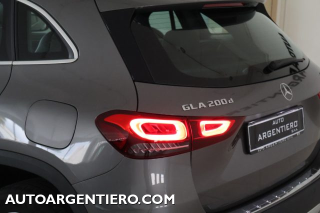 MERCEDES-BENZ GLA 200 usata, con Vivavoce