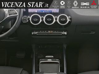 MERCEDES-BENZ GLA 180 usata, con Cerchi in lega