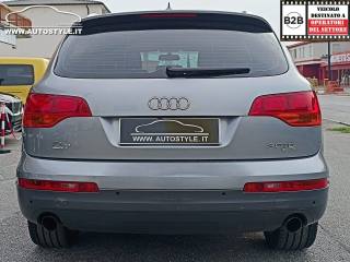 AUDI Q7 usata, con Sedile posteriore sdoppiato