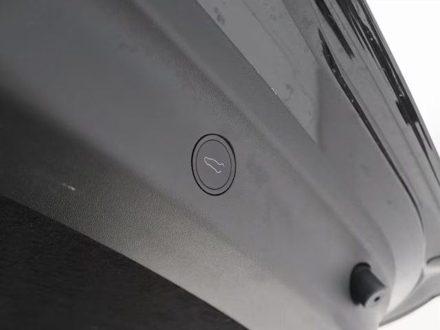 TESLA Model Y usata, con Autoradio digitale