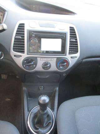 HYUNDAI i20 usata 11
