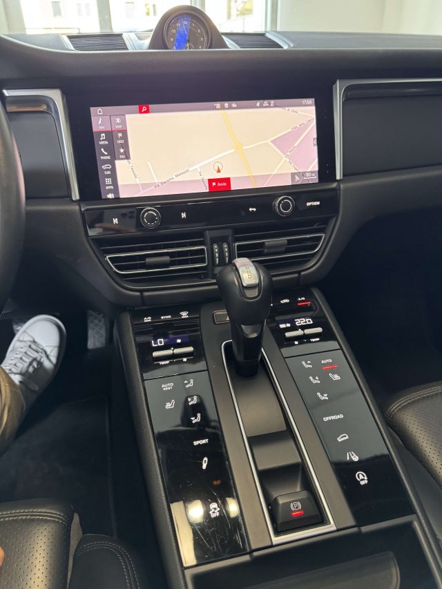PORSCHE Macan usata, con Servosterzo