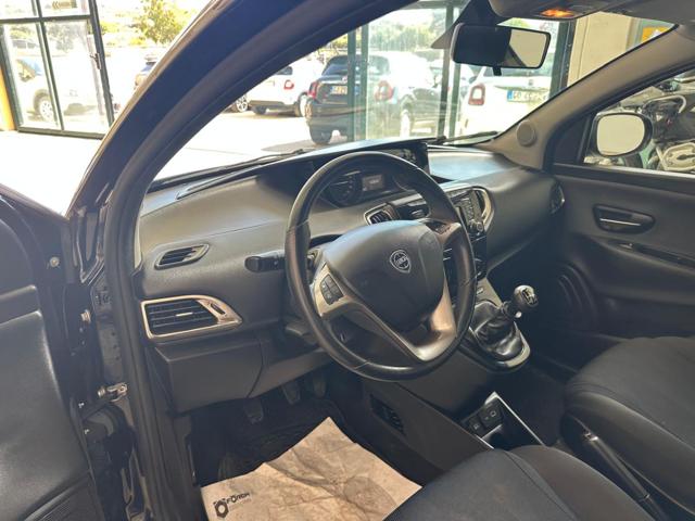 LANCIA Ypsilon usata, con Airbag testa