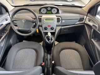LANCIA Ypsilon usata, con Lettore CD