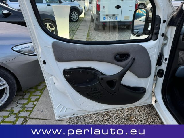 FIAT Doblo usata, con Autoradio