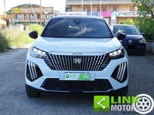 PEUGEOT 2008 usata, con Sedile posteriore sdoppiato