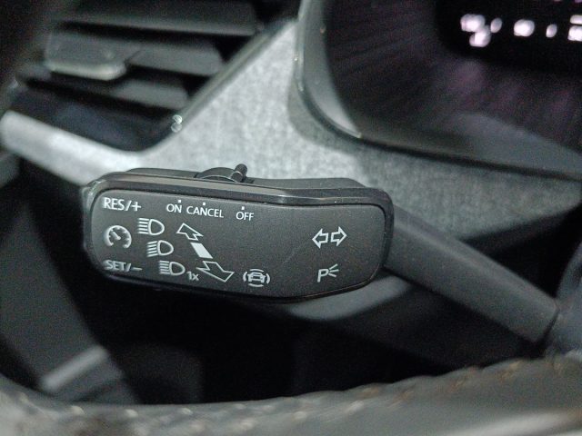 SKODA Kamiq usata, con Autoradio digitale