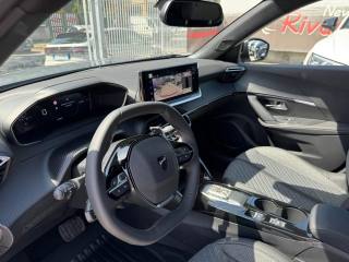 PEUGEOT 2008 usata, con Controllo automatico clima