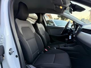 RENAULT Clio usata 11