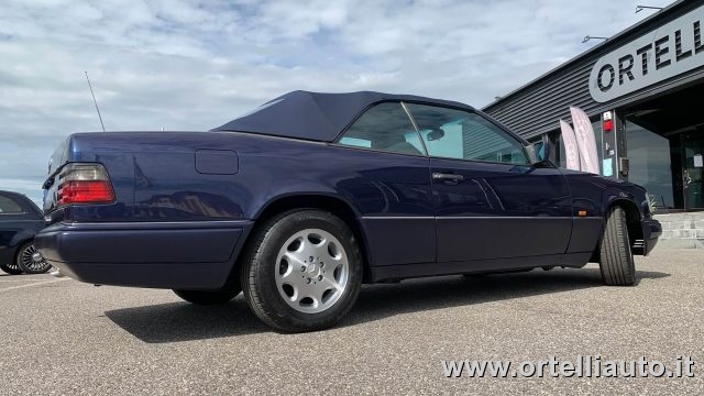 MERCEDES-BENZ E 200 usata 46