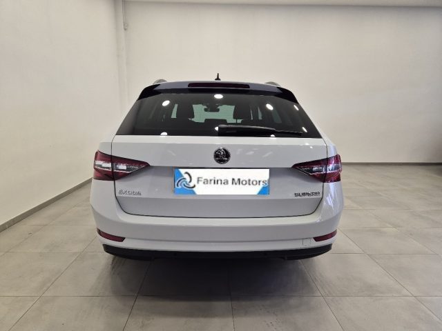 SKODA Superb usata, con Airbag Passeggero