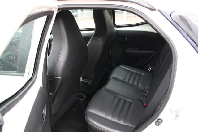 TOYOTA Aygo usata 11
