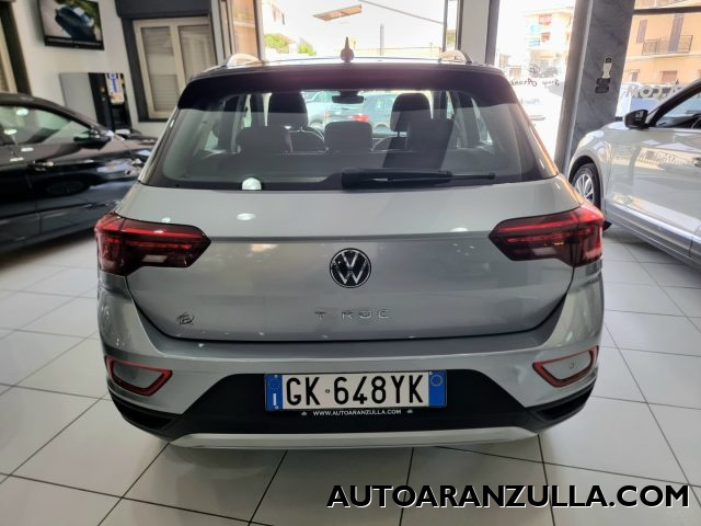 VOLKSWAGEN T-Roc usata, con Alzacristalli elettrici