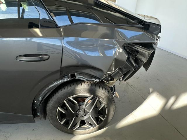 PEUGEOT 3008 usata, con Park Distance Control