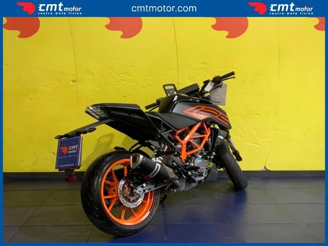 KTM 125 Duke usata 3