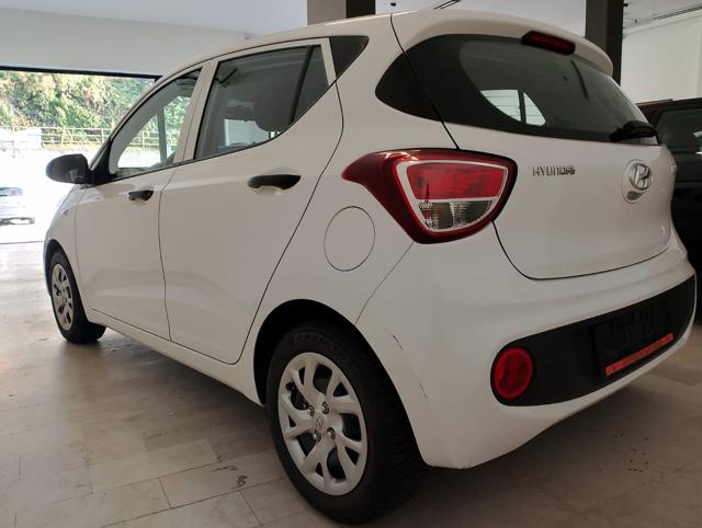 HYUNDAI i10 usata, con Controllo trazione