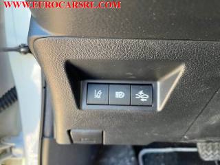 TOYOTA Yaris usata, con ESP