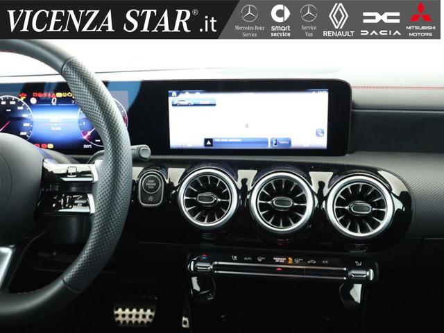 MERCEDES-BENZ CLA 200 usata, con Controllo automatico clima