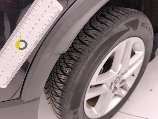 TOYOTA C-HR usata, con Isofix