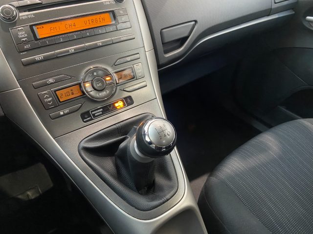 TOYOTA Auris usata, con ESP