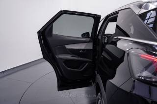 PEUGEOT 3008 usata, con Airbag testa