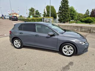 VOLKSWAGEN Golf usata, con Autoradio