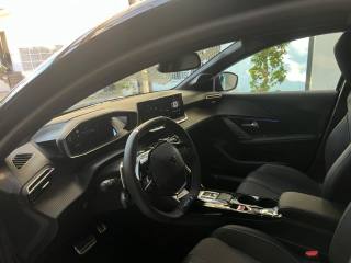 PEUGEOT 208 usata, con Volante multifunzione