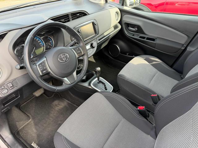 TOYOTA Yaris usata, con Autoradio