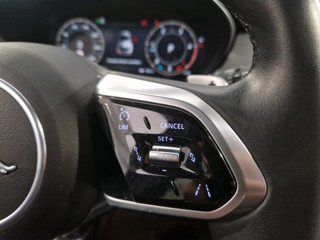 JAGUAR E-Pace usata, con Fari LED