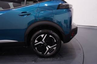 PEUGEOT 2008 usata, con Sensori di parcheggio posteriori