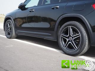 MERCEDES-BENZ GLB 200 usata 8