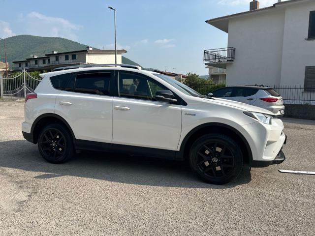 TOYOTA RAV 4 MY23 usata, con Chiusura centralizzata