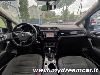 VOLKSWAGEN Touran usata, con Cerchi in lega