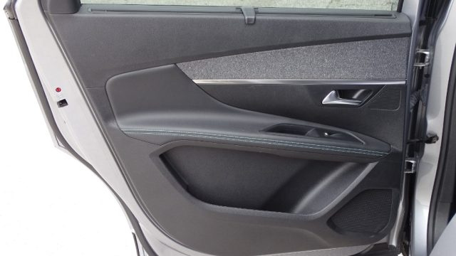 PEUGEOT 5008 usata 52