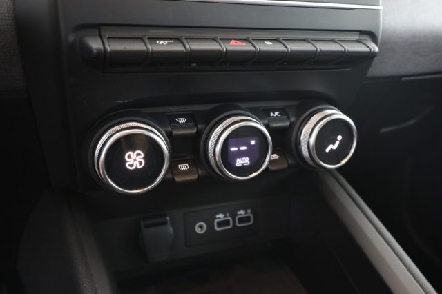 MITSUBISHI Colt usata 11