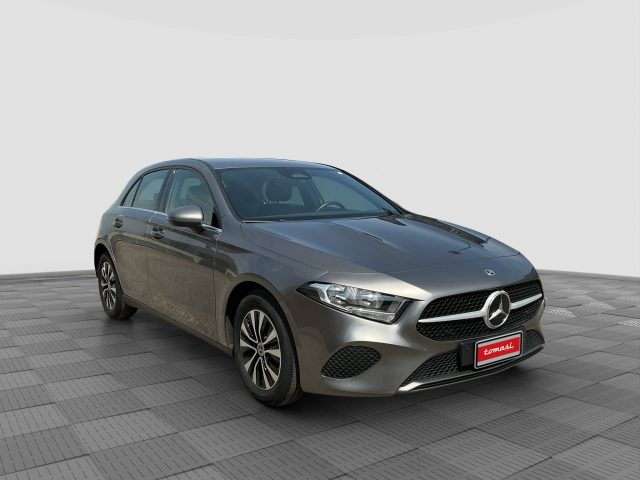 MERCEDES-BENZ A 180 usata 6