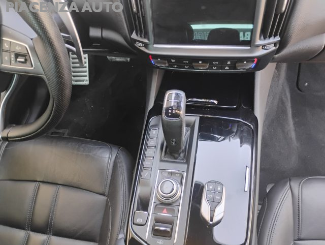 MASERATI Levante usata, con Fendinebbia