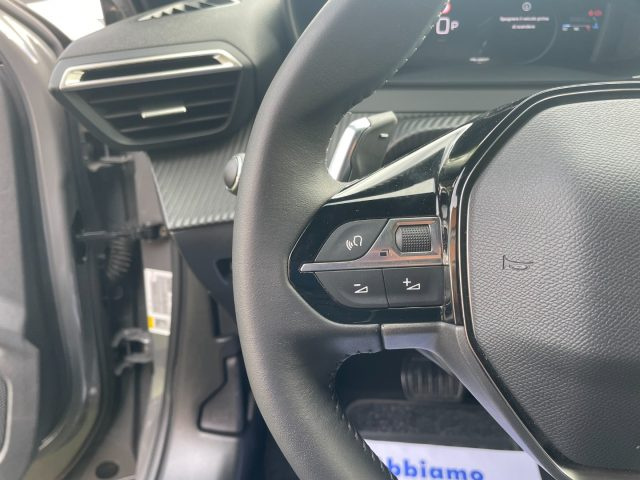 PEUGEOT 2008 usata, con Volante in pelle