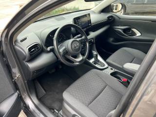 TOYOTA Yaris usata 10