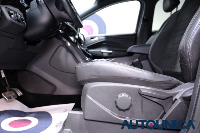 FORD Kuga usata, con Portellone posteriore elettrico