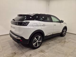 PEUGEOT 3008 usata, con Boardcomputer