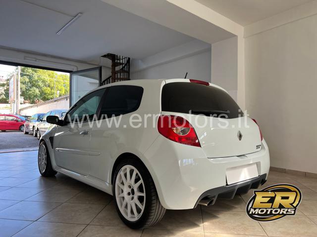 RENAULT Clio usata, con Autoradio