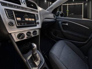 VOLKSWAGEN Polo usata, con Autoradio