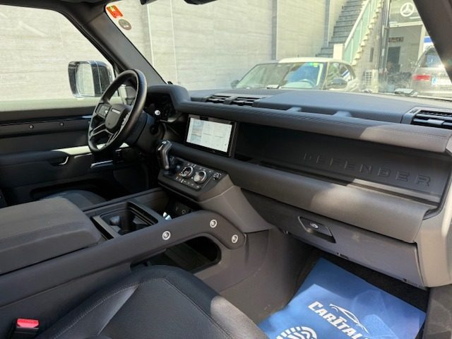 LAND ROVER Defender usata, con Cerchi in lega