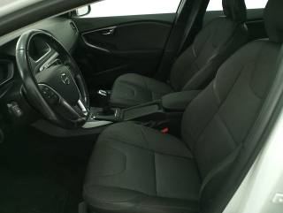 VOLVO V40 Cross Country usata, con Sistema di navigazione