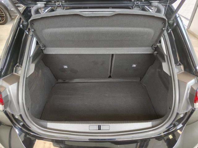 OPEL Corsa usata, con Boardcomputer